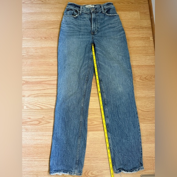 Abercrombie & Fitch The 90s Straight Ultra High Rise Jeans Size 2 Regular - Picture 5 of 8